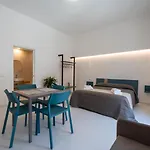 La Piazzetta 住宿加早餐酒店 帕尔马迪蒙泰基亚罗