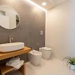 La Piazzetta 帕尔马迪蒙泰基亚罗