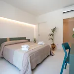La Piazzetta 帕尔马迪蒙泰基亚罗