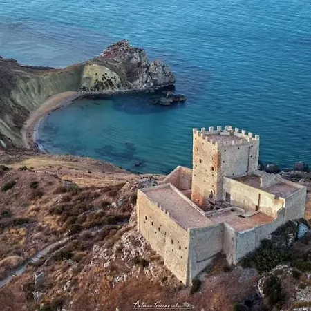 La Piazzetta 3*